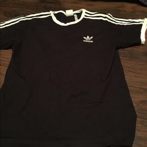 Adidas T-shirt